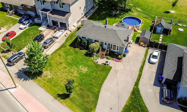 671 Simcoe Road
