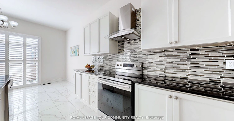 19 Robert Baldwin Boulevard, East Gwillimbury, ON, L9N 0R3 - 18