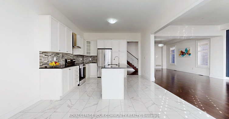 19 Robert Baldwin Boulevard, East Gwillimbury, ON, L9N 0R3 - 13