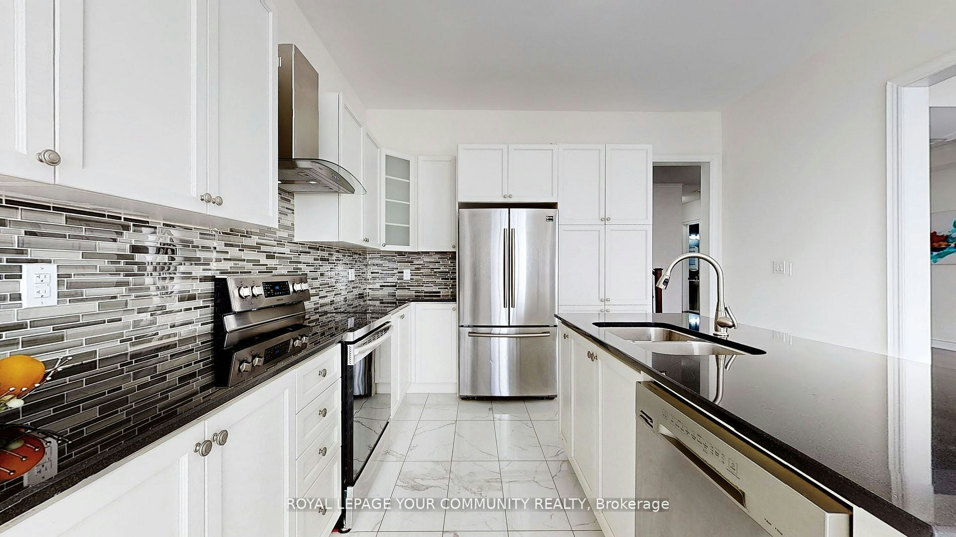 19 Robert Baldwin Boulevard, East Gwillimbury, ON, L9N 0R3 - 19