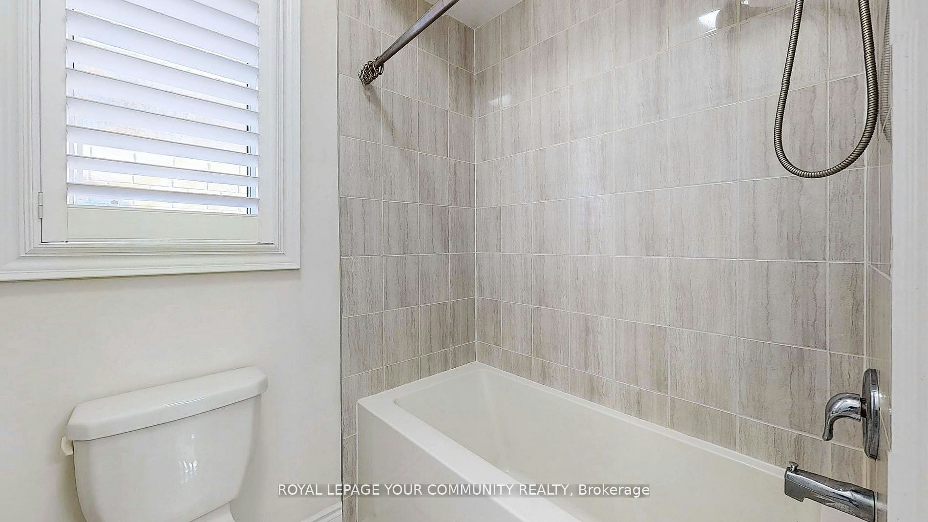 19 Robert Baldwin Boulevard, East Gwillimbury, ON, L9N 0R3 - 34