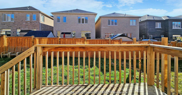 19 Robert Baldwin Boulevard, East Gwillimbury, ON, L9N 0R3 - 38