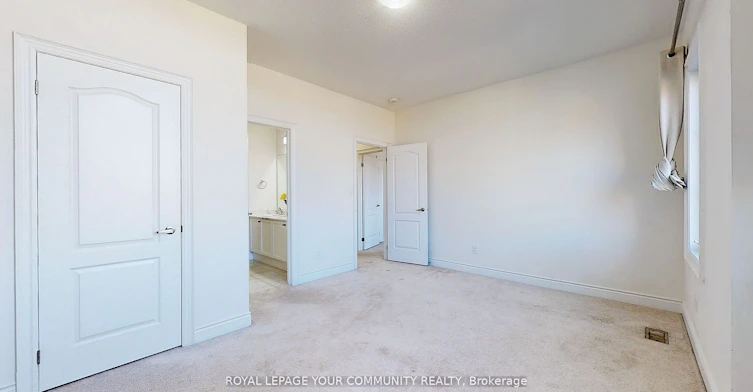 19 Robert Baldwin Boulevard, East Gwillimbury, ON, L9N 0R3 - 32