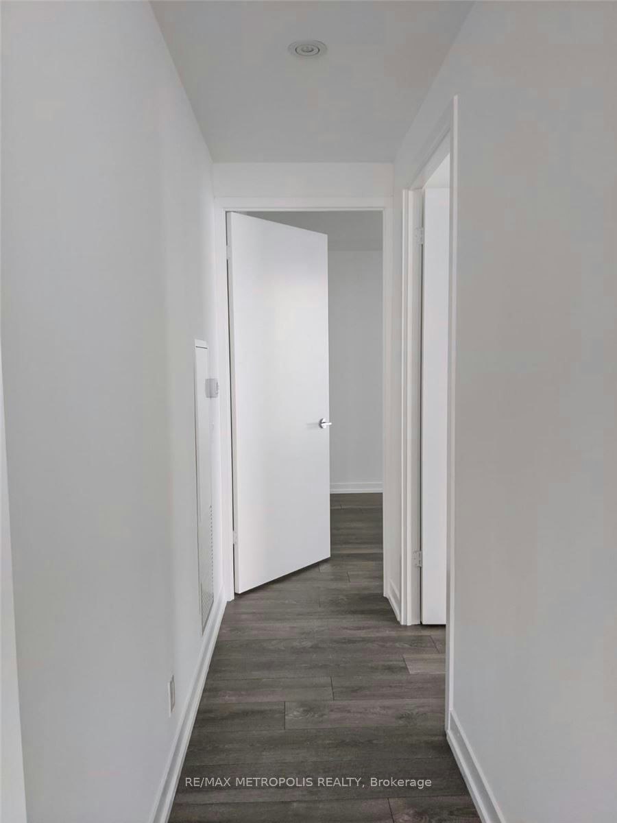 5102-5 Buttermill Avenue, Vaughan, ON, L4K 0J5 - 8