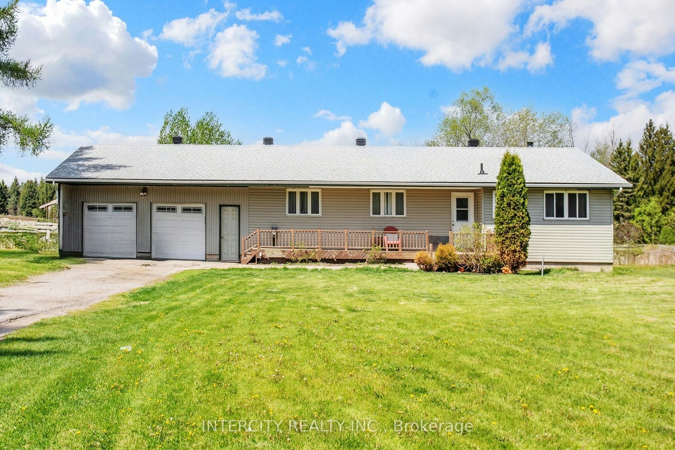 2076 15th Side Road, New Tecumseth, ON, L0G 1W0