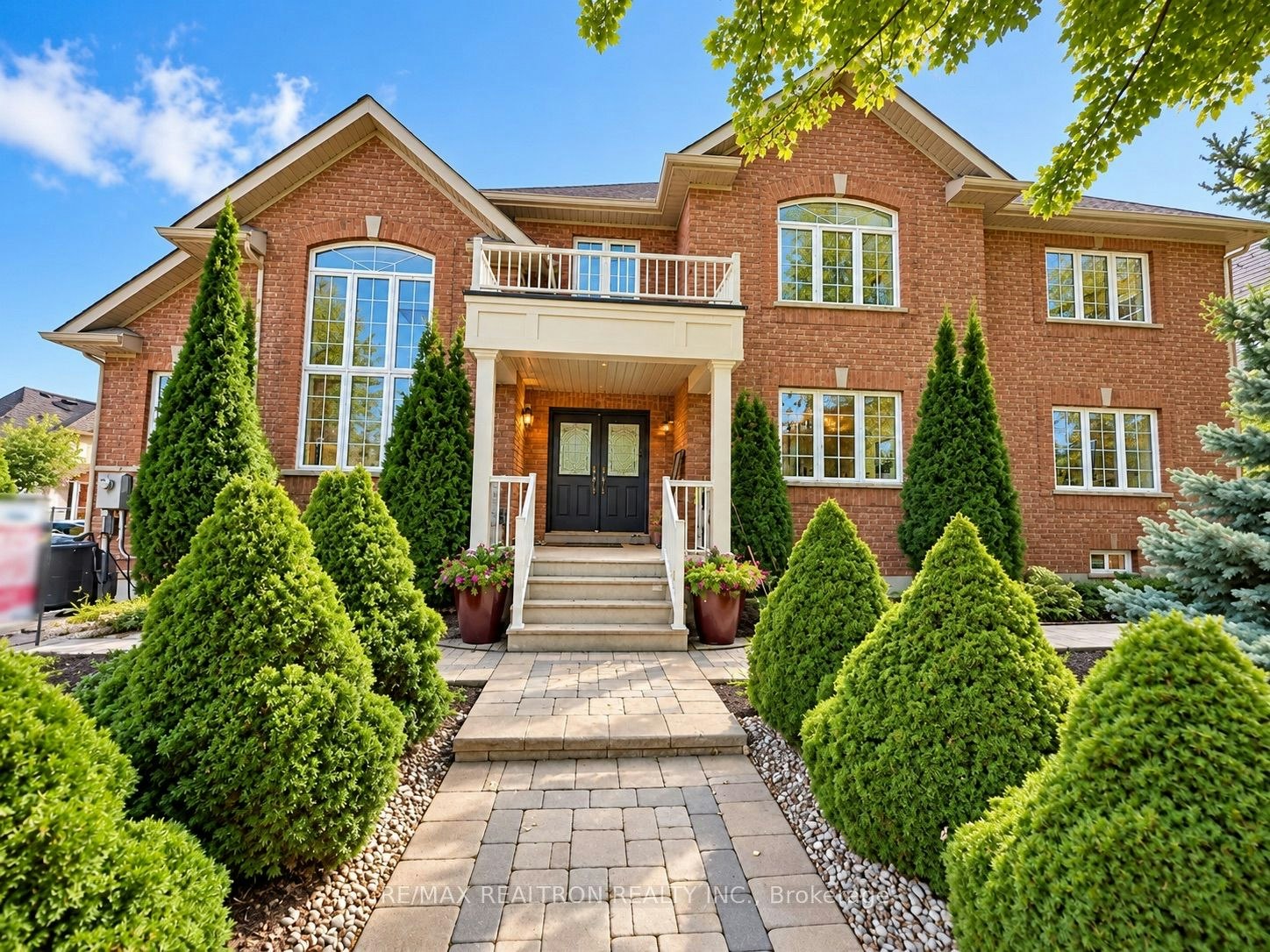 405 Lauderdale Drive, Vaughan, ON, L6A 4K9