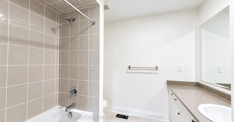 22 Upbound Court, East Gwillimbury, ON, L9N 0W1 - 31