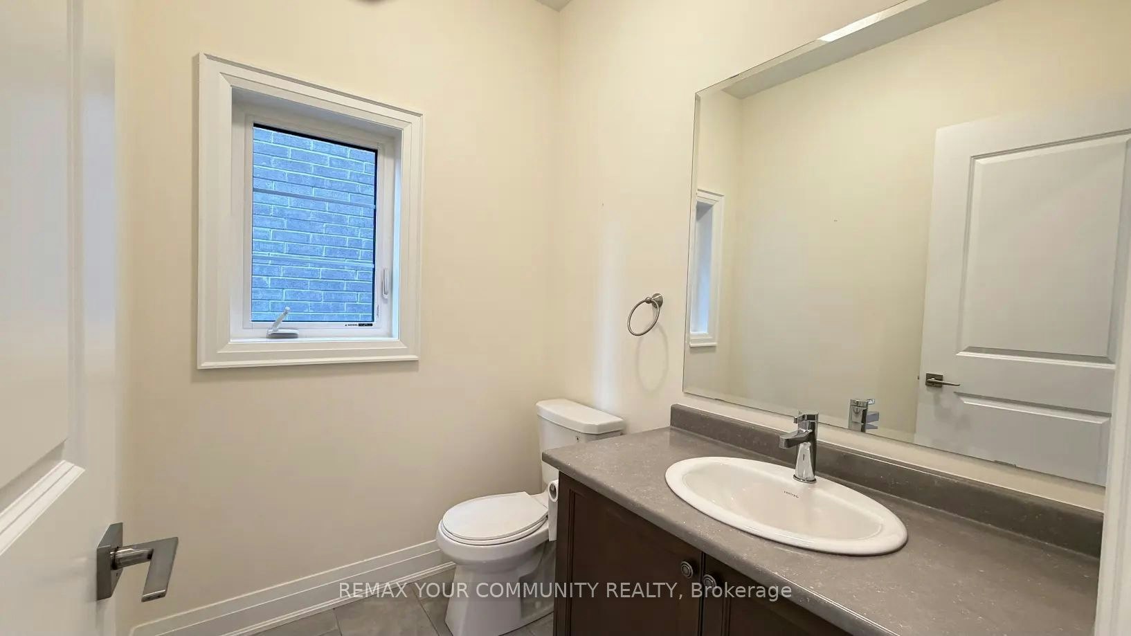 22 Upbound Court, East Gwillimbury, ON, L9N 0W1 - 6