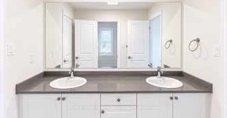 22 Upbound Court, East Gwillimbury, ON, L9N 0W1 - 33