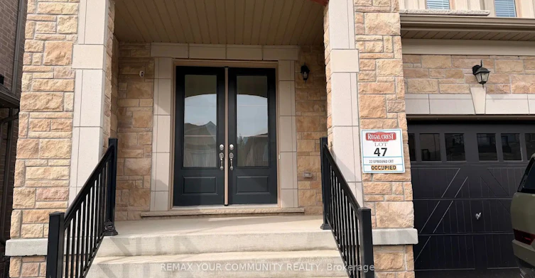 22 Upbound Court, East Gwillimbury, ON, L9N 0W1 - 2