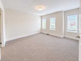 22 Upbound Court, East Gwillimbury, ON, L9N 0W1 - 30