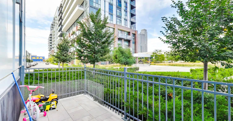 105-60 Honeycrisp Crescent, Vaughan, ON, L4K 0N5 - 10