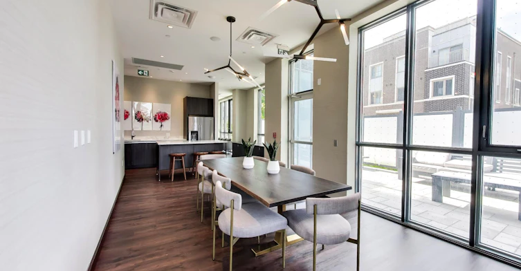 105-60 Honeycrisp Crescent, Vaughan, ON, L4K 0N5 - 14