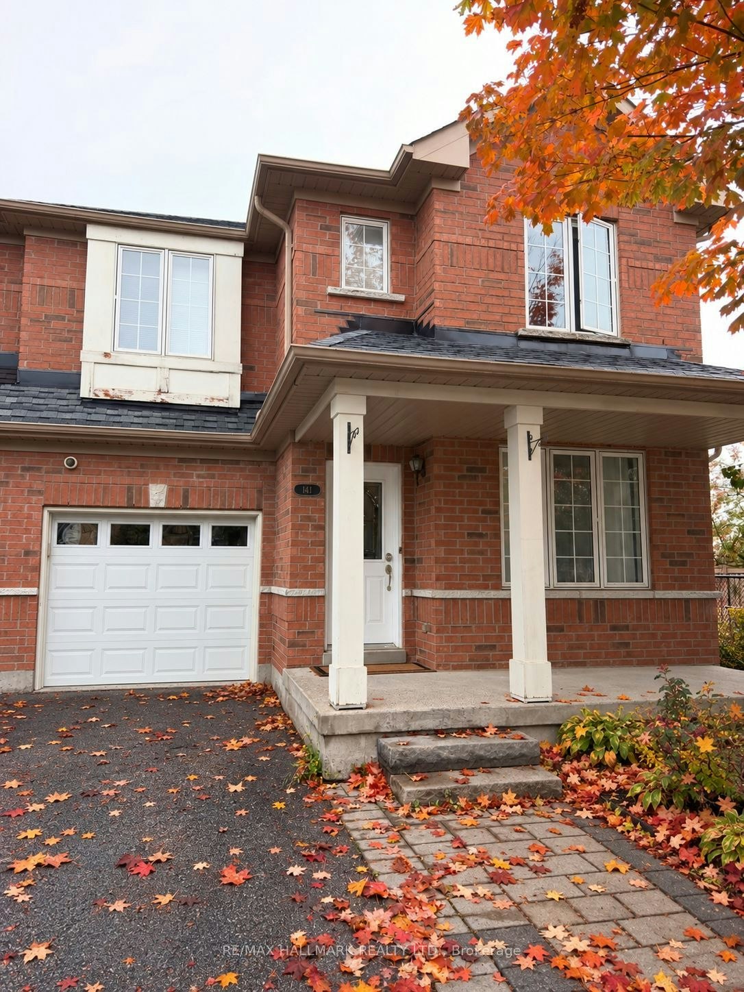 141 Gail Parks Crescent, Newmarket, ON, L3X 3C1 - 2