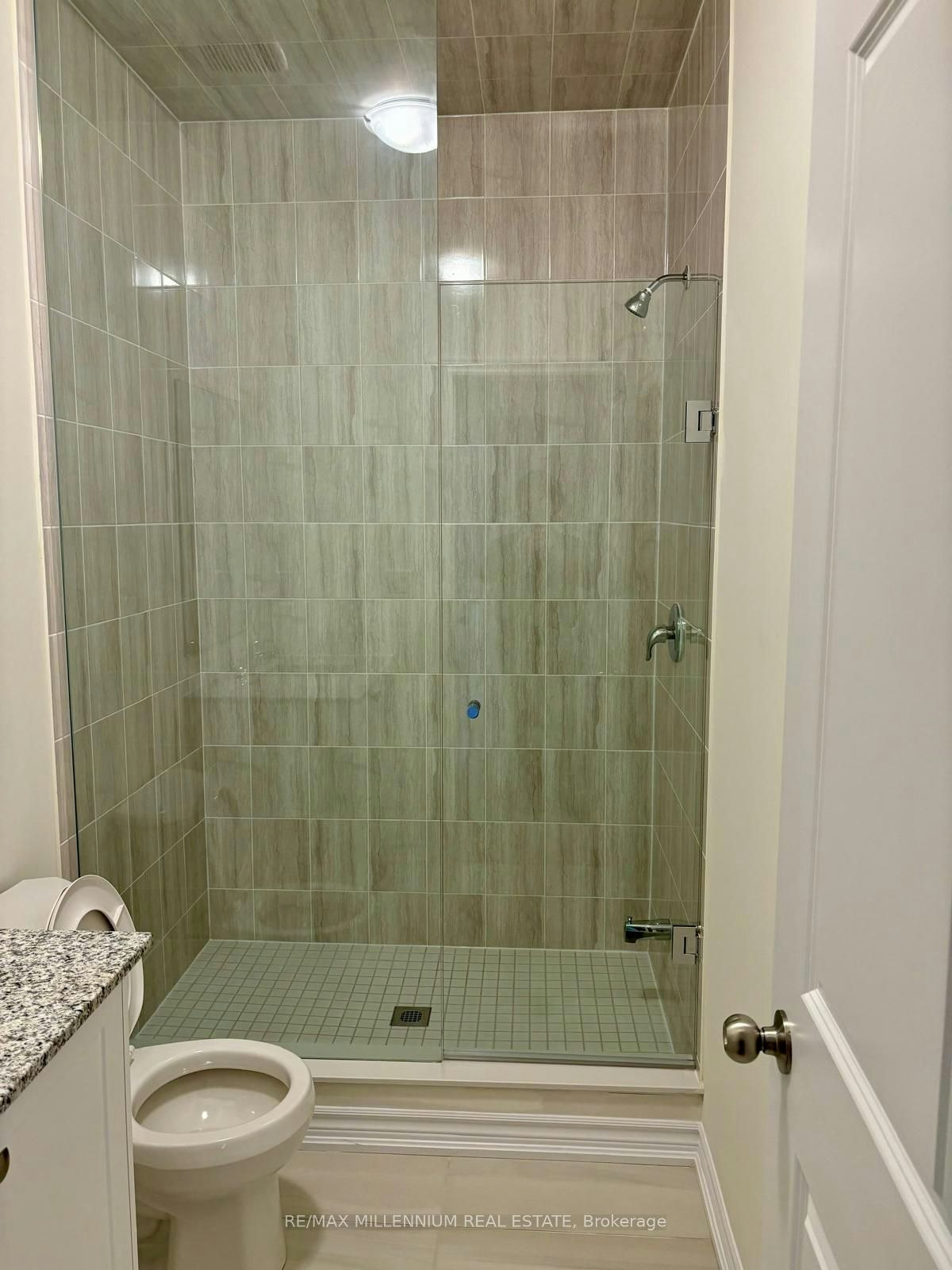 39 Griffith Street, Aurora, ON, L4G 7B6 - 24