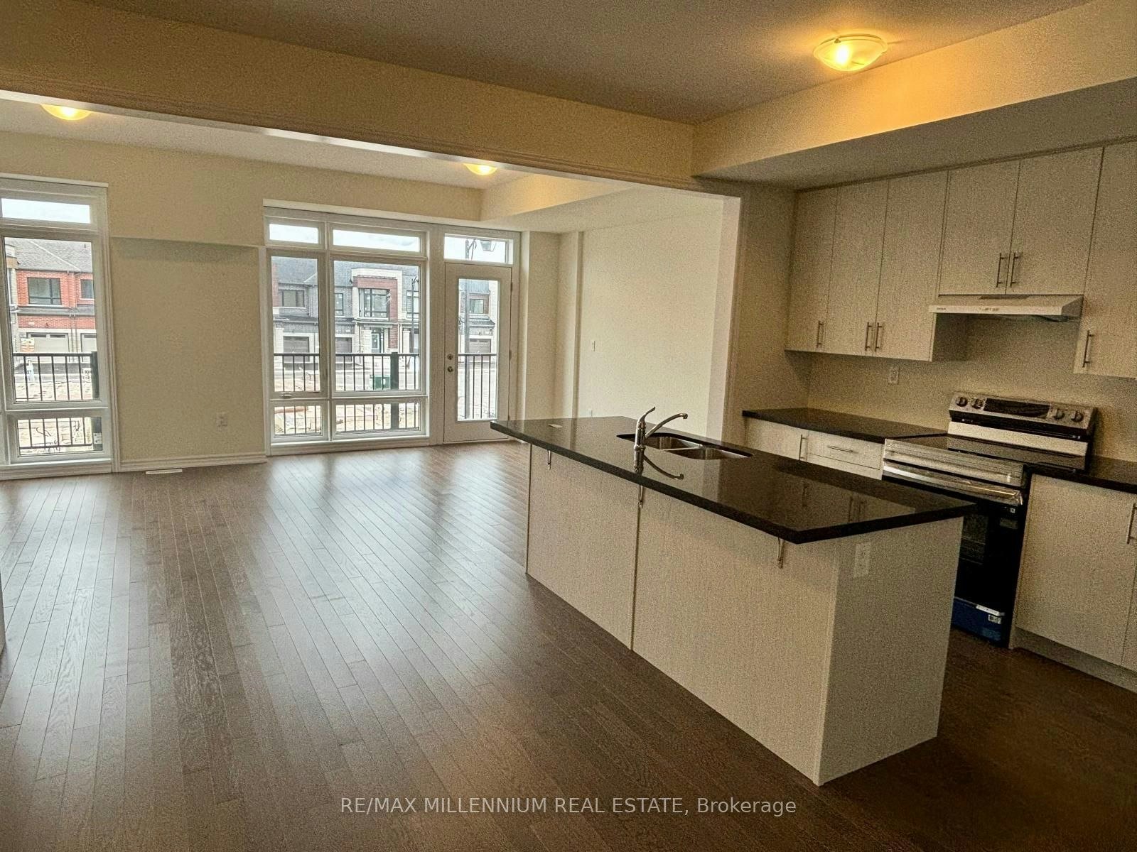 39 Griffith Street, Aurora, ON, L4G 7B6 - 9