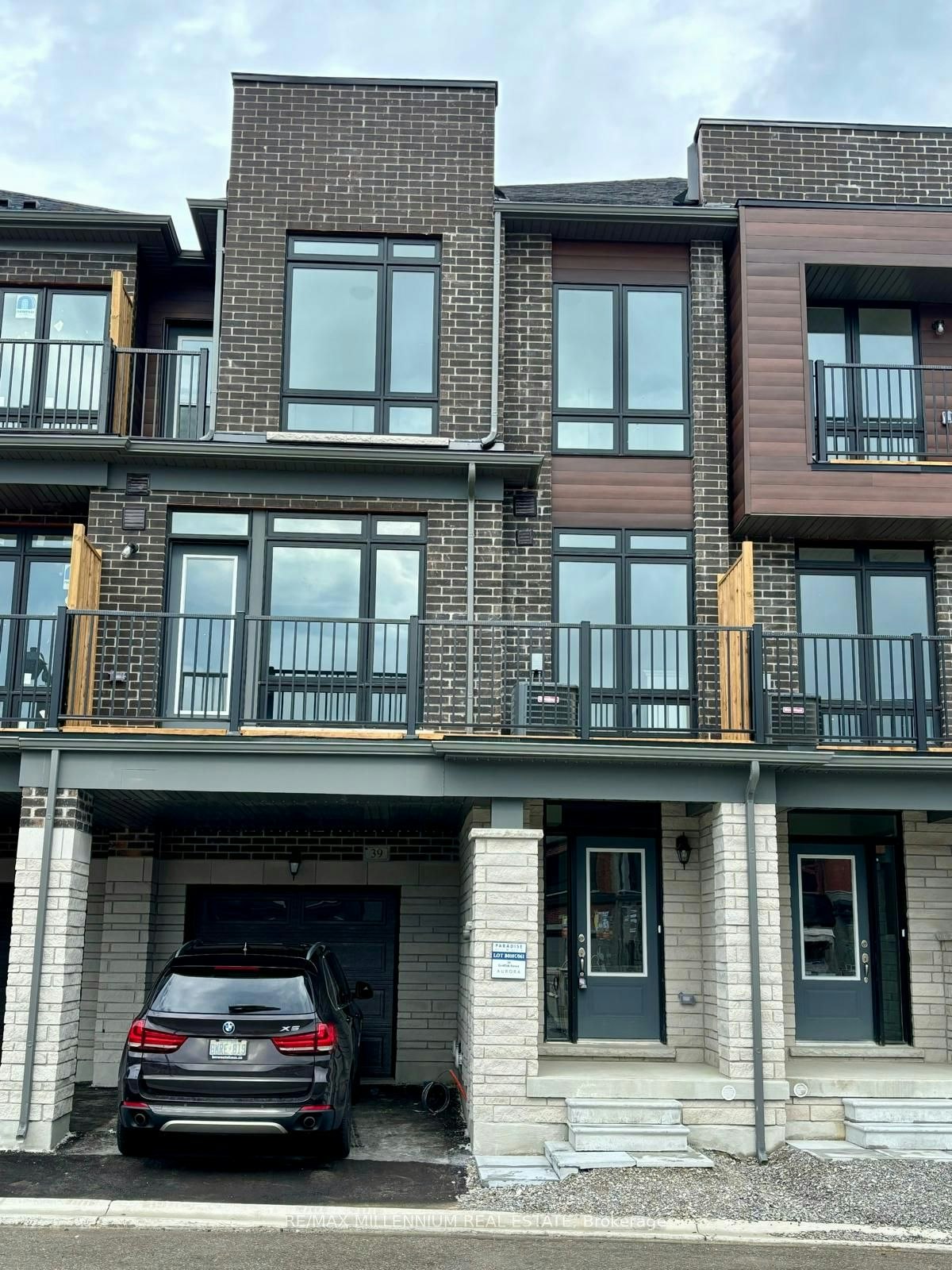 39 Griffith Street, Aurora, ON, L4G 7B6