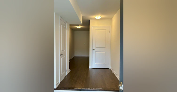 39 Griffith Street, Aurora, ON, L4G 7B6 - 4
