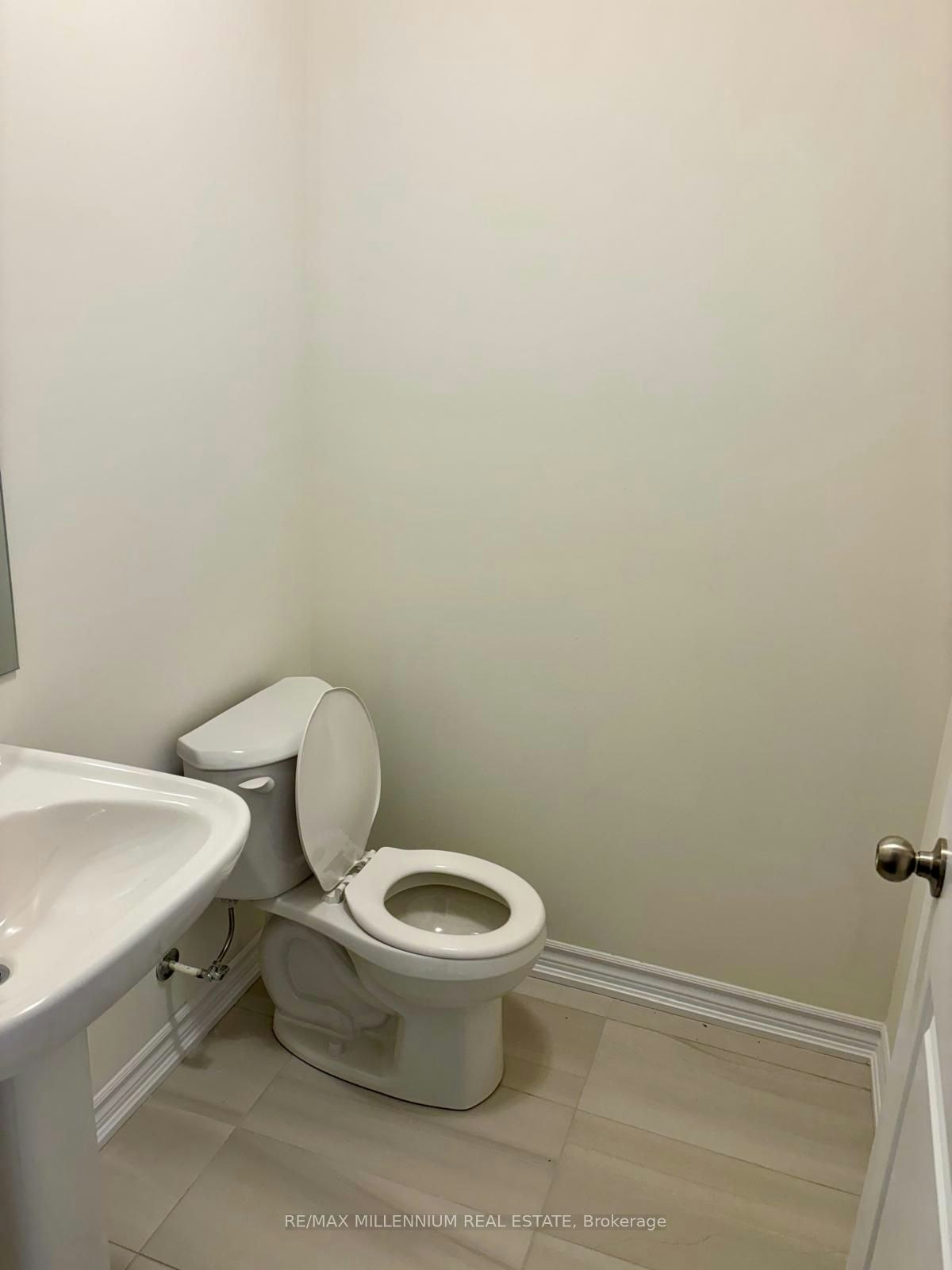 39 Griffith Street, Aurora, ON, L4G 7B6 - 15