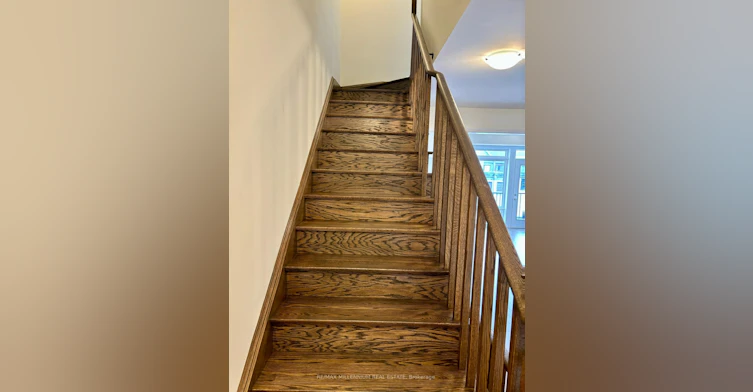 39 Griffith Street, Aurora, ON, L4G 7B6 - 17