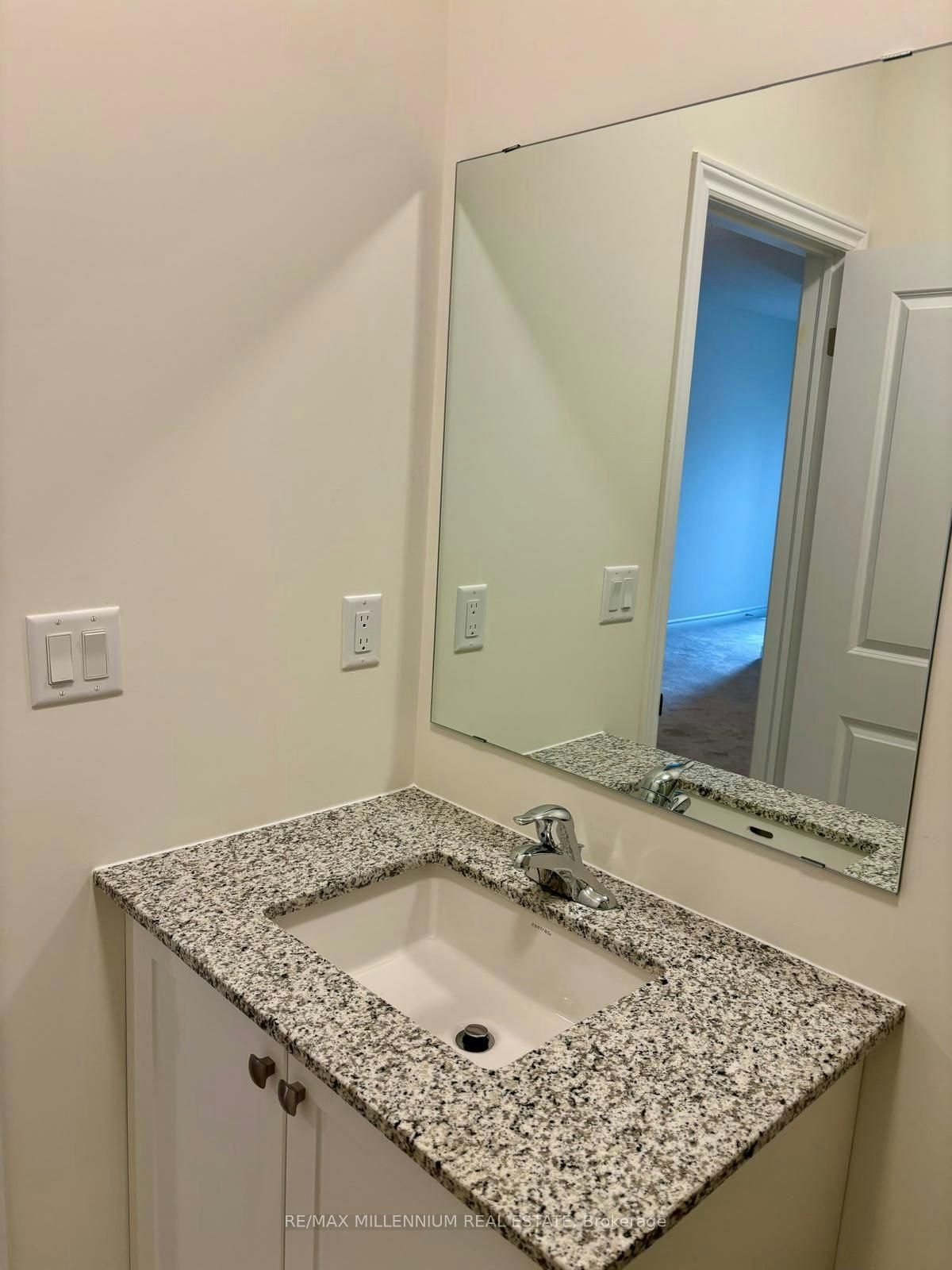 39 Griffith Street, Aurora, ON, L4G 7B6 - 21