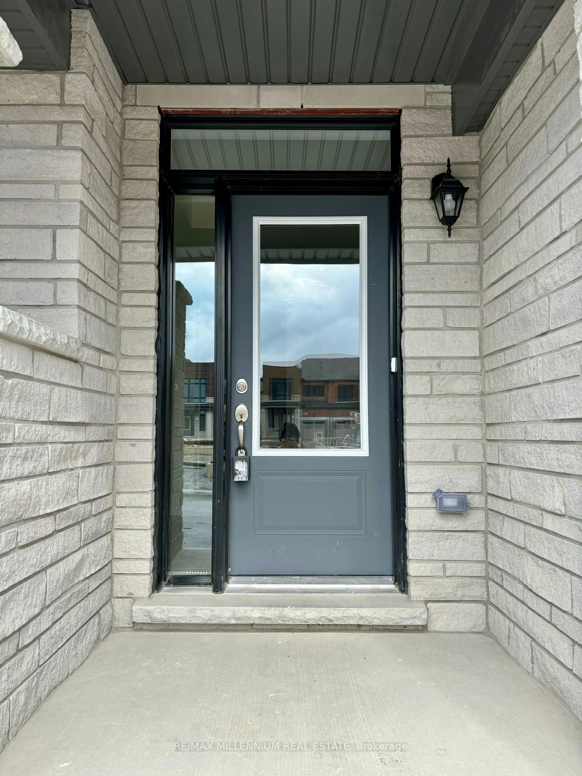39 Griffith Street, Aurora, ON, L4G 7B6 - 2