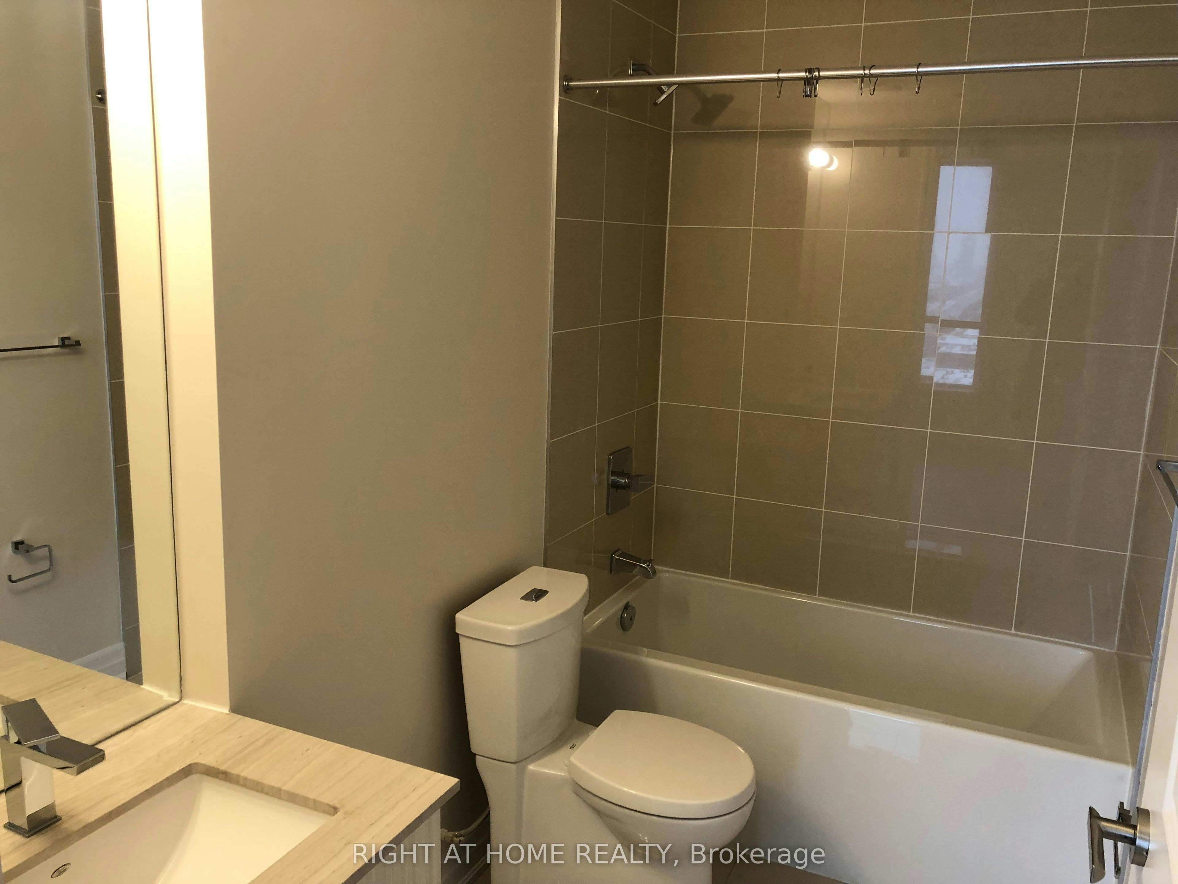 2005-9075 Jane Street, Vaughan, ON, L4K 0L7 - 7