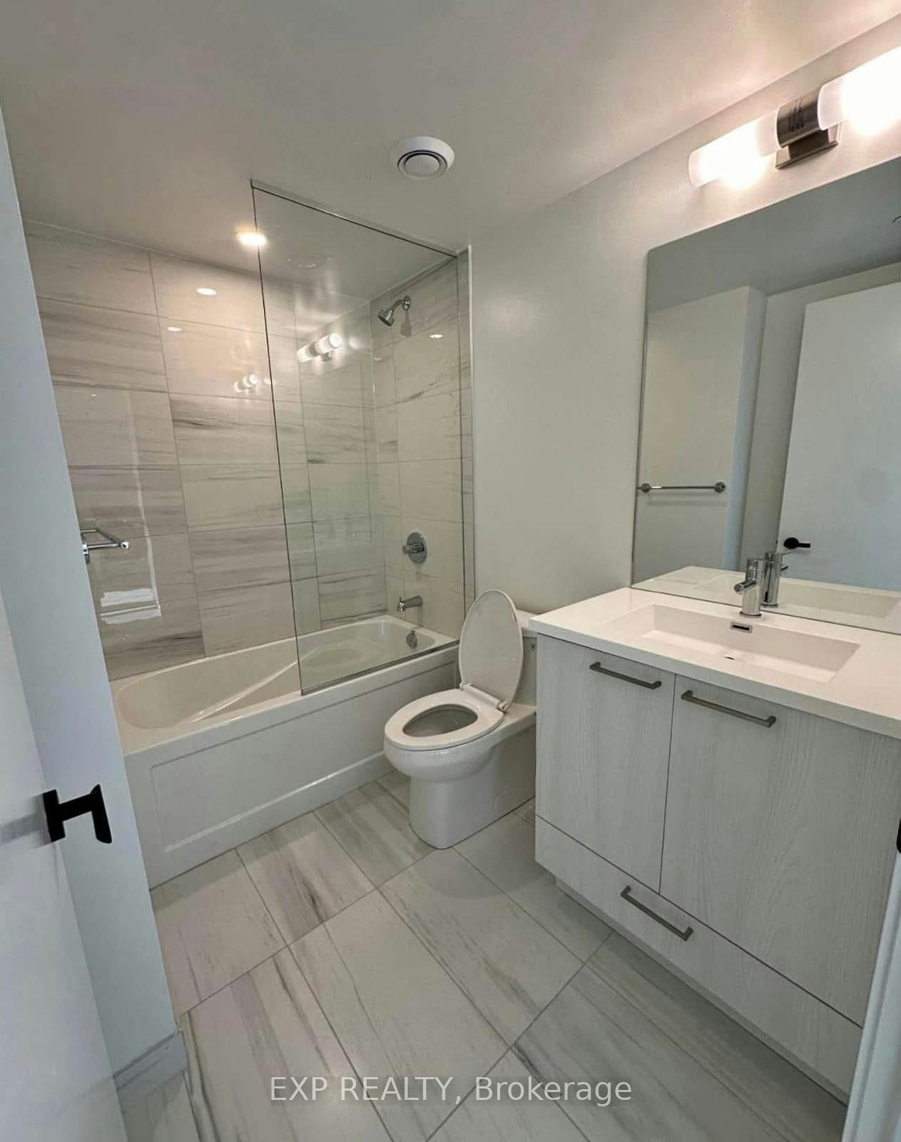 3208-195 Commerce Street, Vaughan, ON, L4K 0P9 - 7