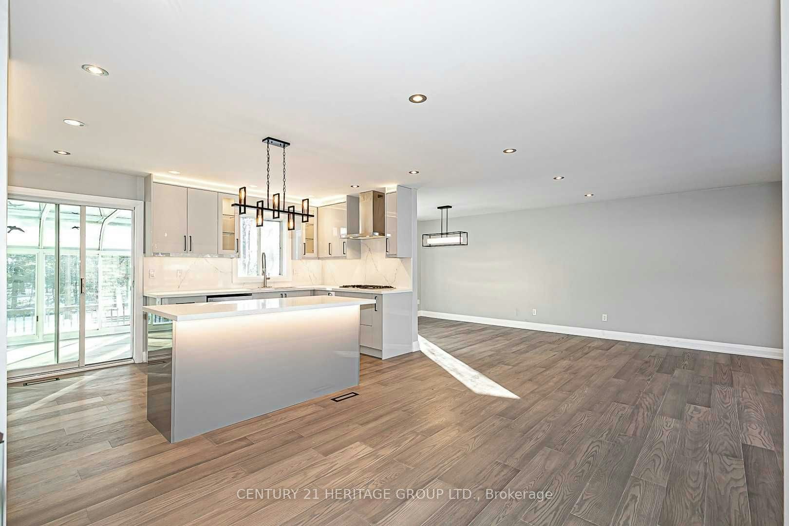 23 Tall Pines Trail, East Gwillimbury, ON, L9N 1J5 - 4