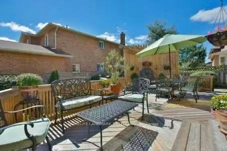 69 Hazelmere Drive, Richmond Hill, ON, L4B 1W8 - 2