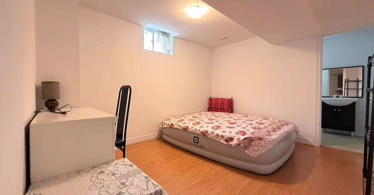 69 Hazelmere Drive, Richmond Hill, ON, L4B 1W8 - 8