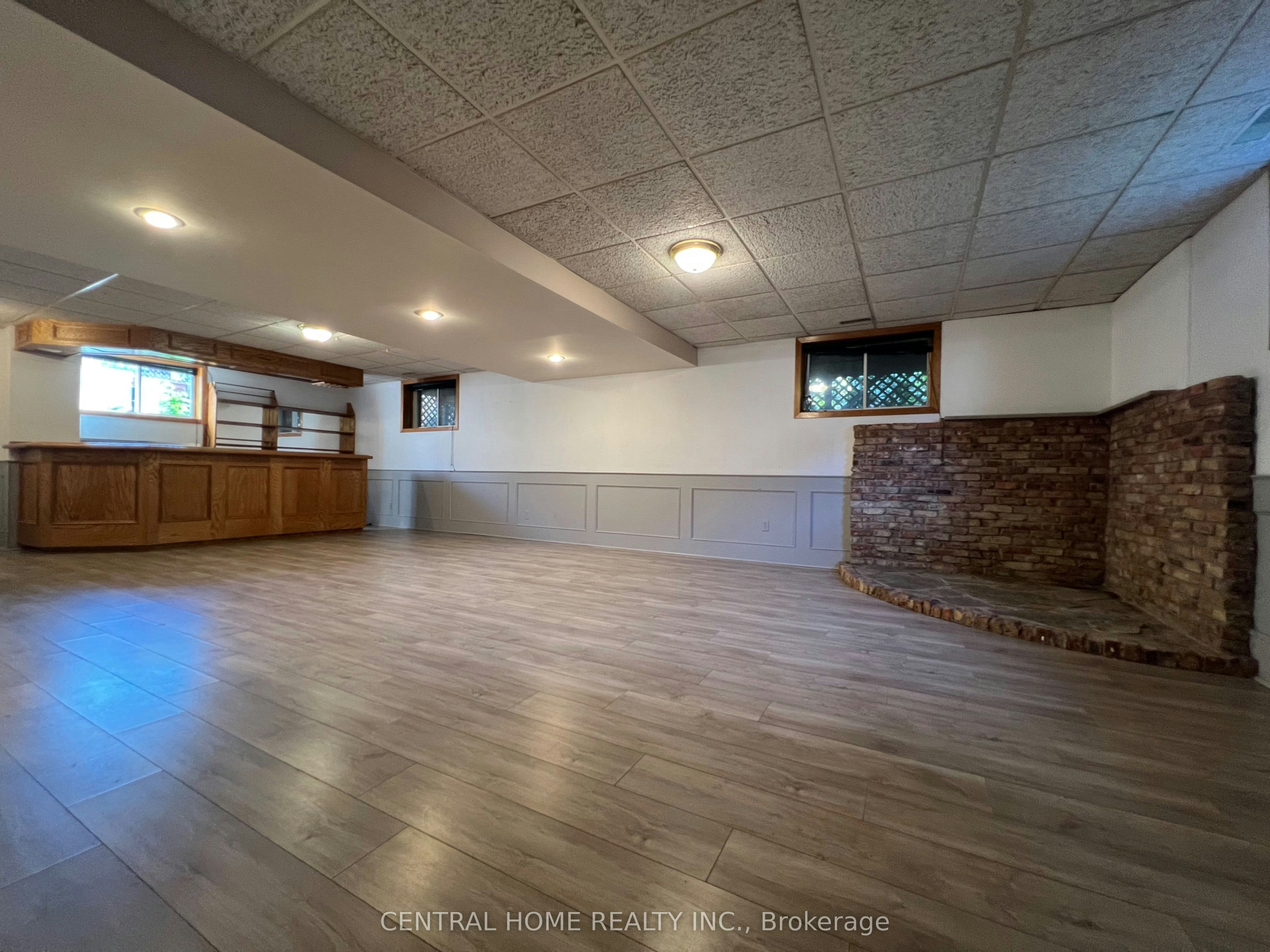 Lower-299 Lakeview Boulevard, Georgina, ON, L4P 2Y6 - 3