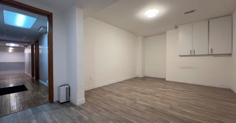 Lower-299 Lakeview Boulevard, Georgina, ON, L4P 2Y6 - 13