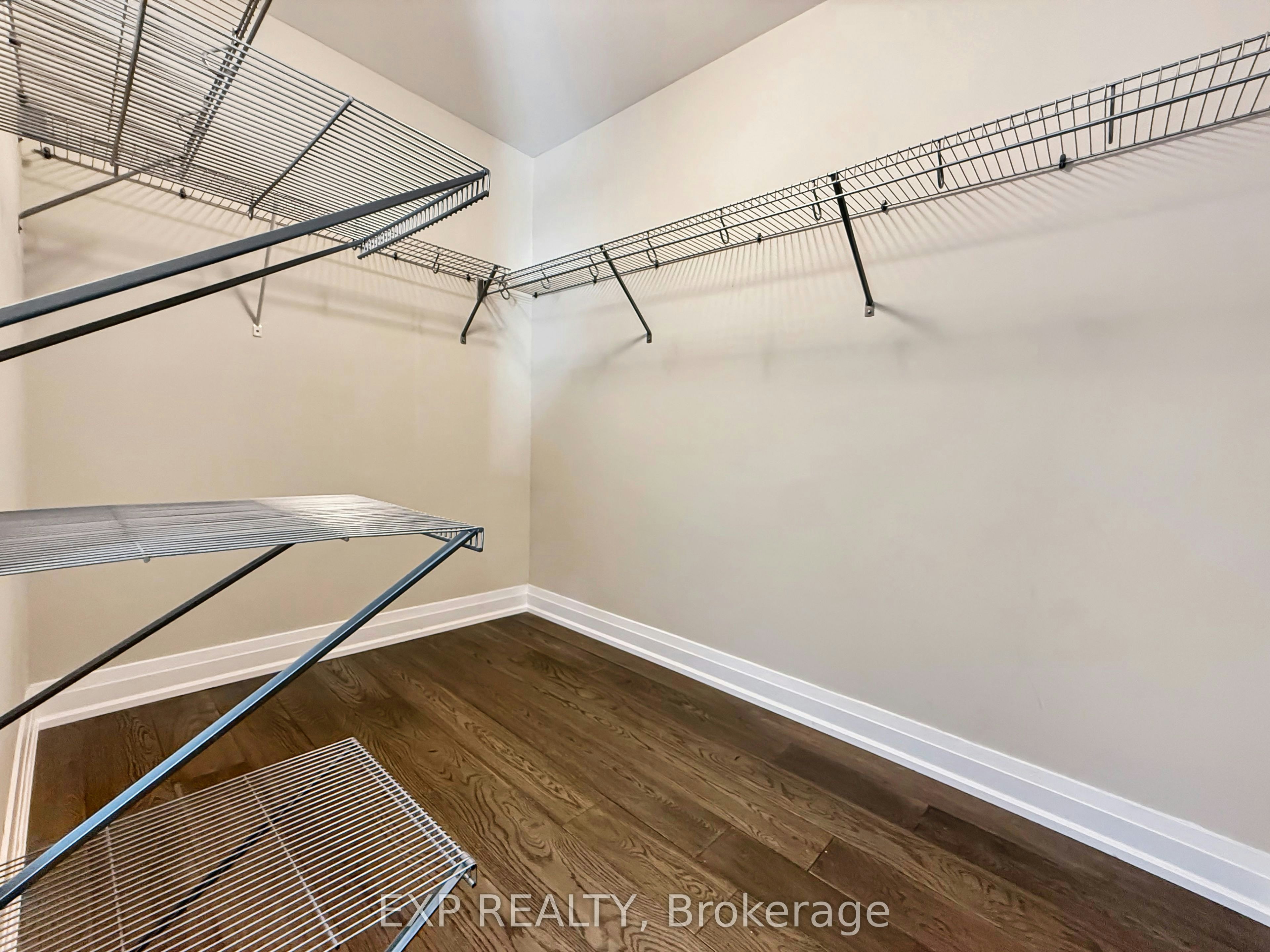 922 Isaac Phillips Way, Newmarket, ON, L3X 2Y8 - 34