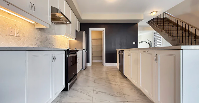 922 Isaac Phillips Way, Newmarket, ON, L3X 2Y8 - 25