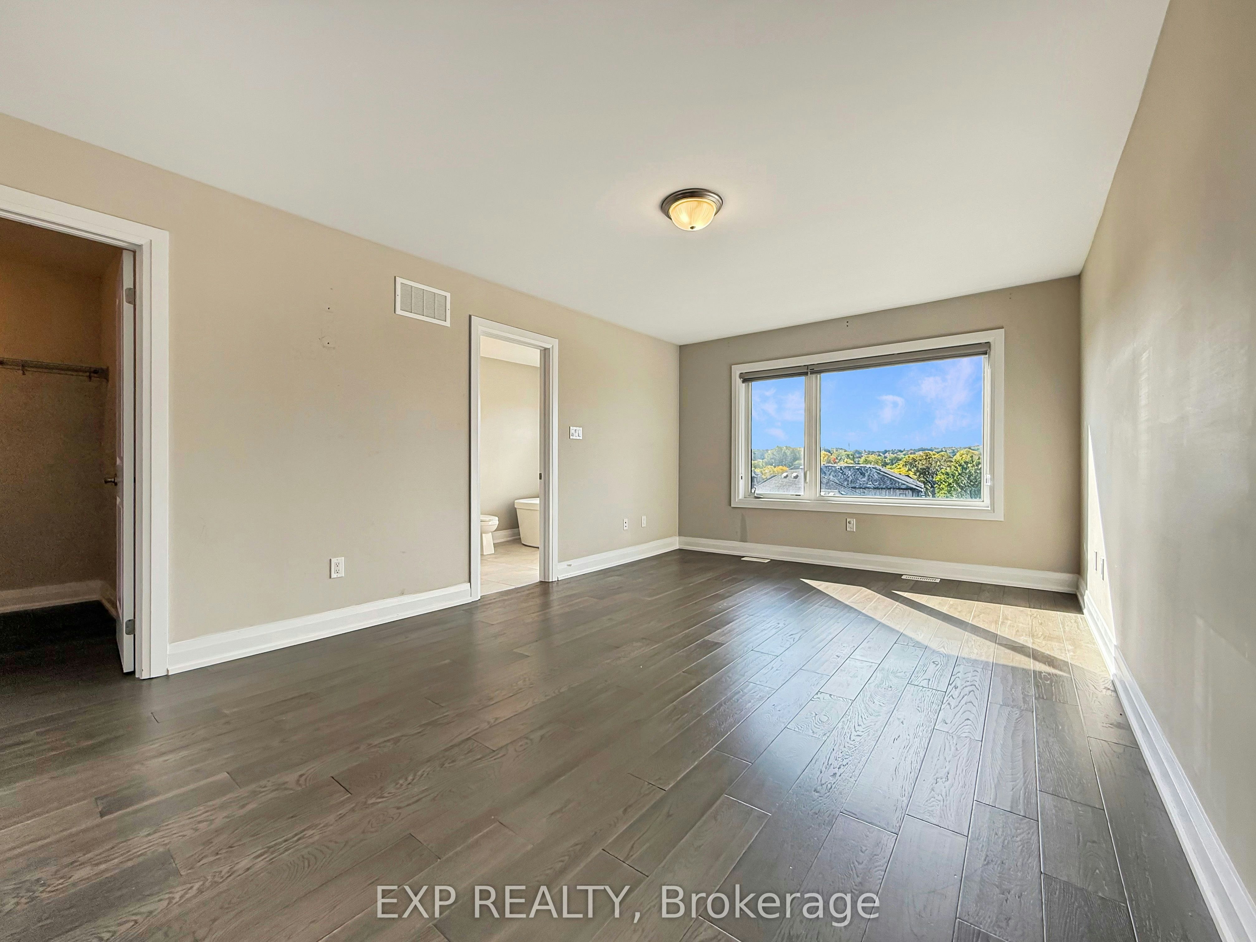 922 Isaac Phillips Way, Newmarket, ON, L3X 2Y8 - 27