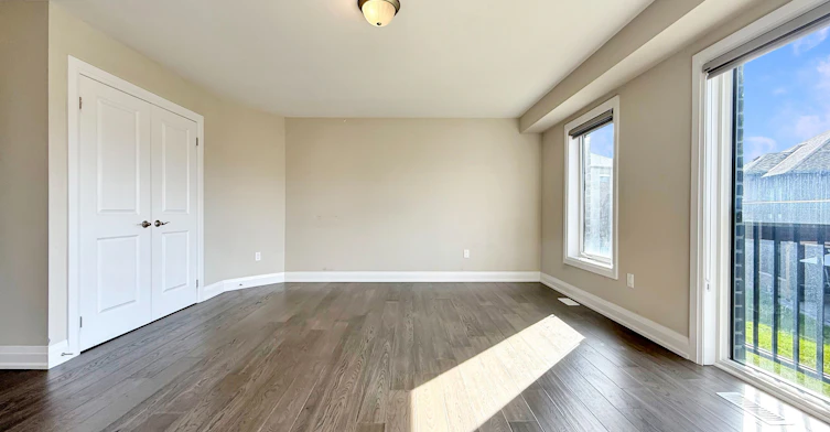 922 Isaac Phillips Way, Newmarket, ON, L3X 2Y8 - 9