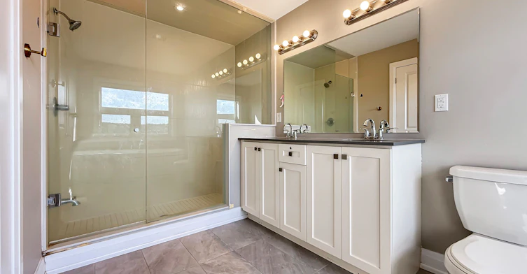 922 Isaac Phillips Way, Newmarket, ON, L3X 2Y8 - 33