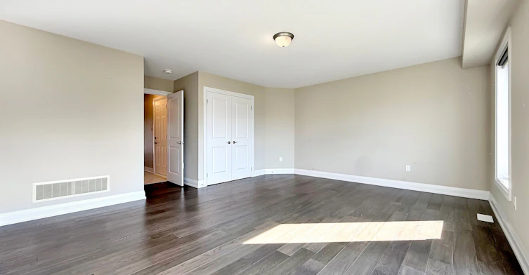 922 Isaac Phillips Way, Newmarket, ON, L3X 2Y8 - 10
