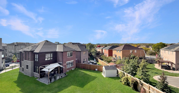 922 Isaac Phillips Way, Newmarket, ON, L3X 2Y8 - 17