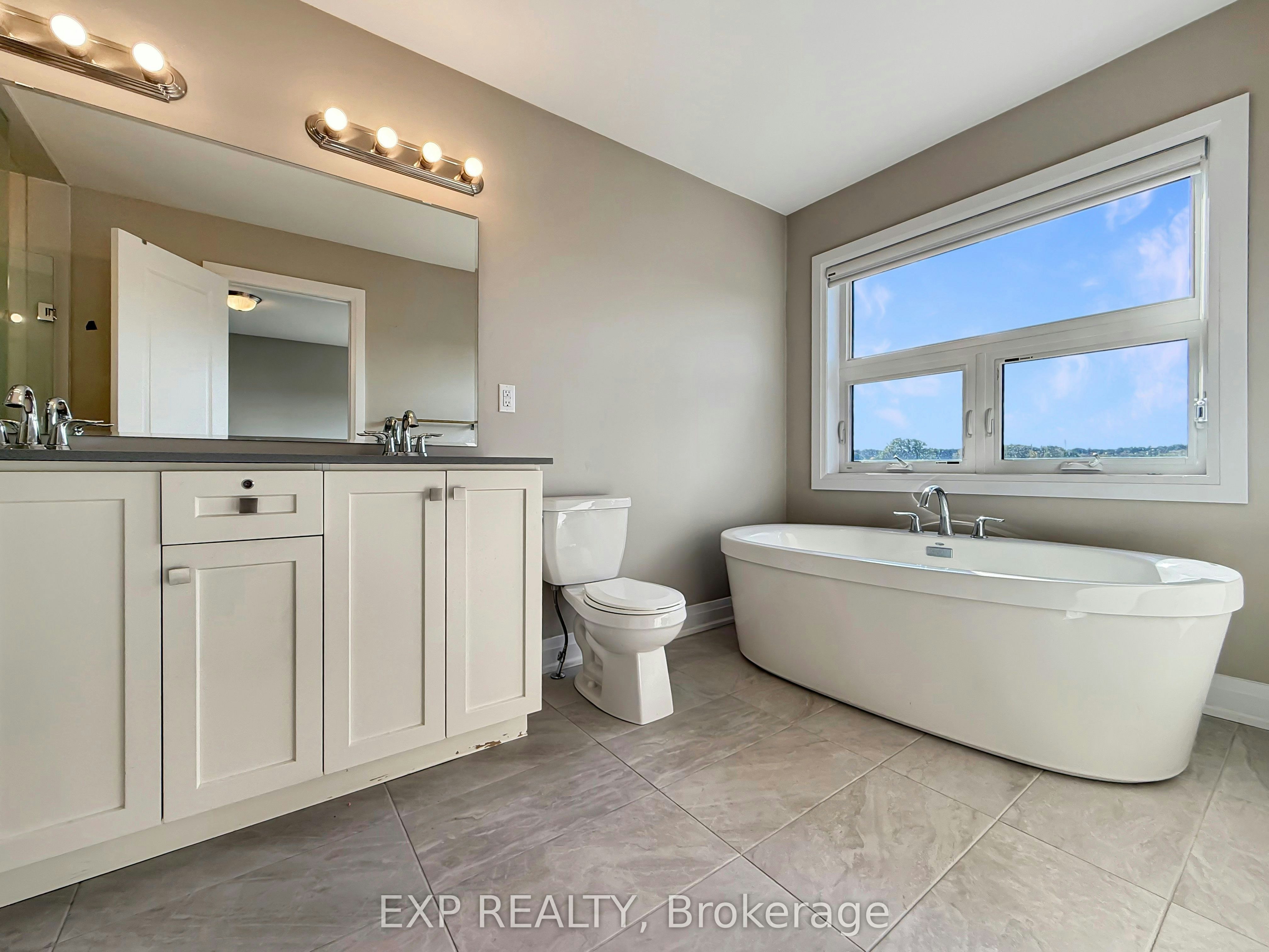 922 Isaac Phillips Way, Newmarket, ON, L3X 2Y8 - 31