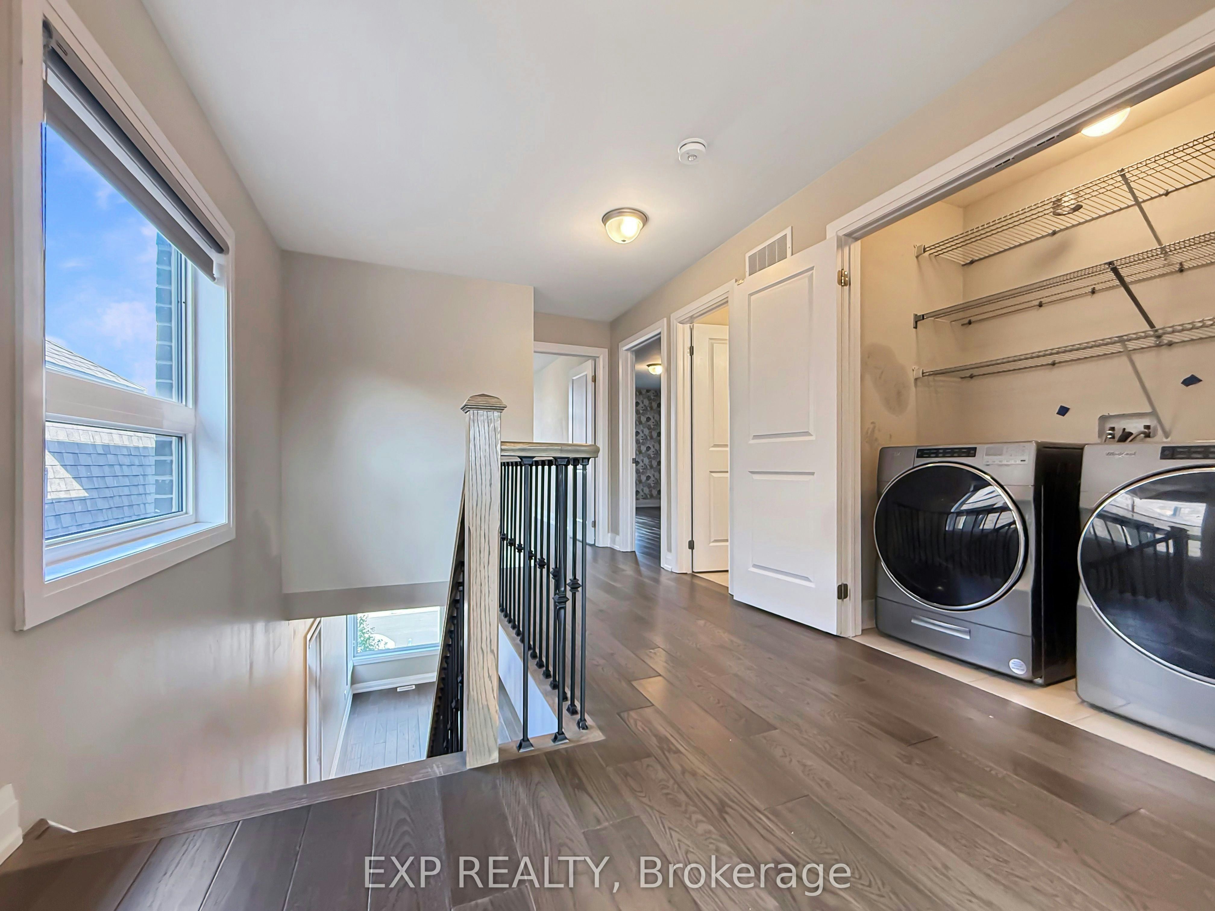 922 Isaac Phillips Way, Newmarket, ON, L3X 2Y8 - 35