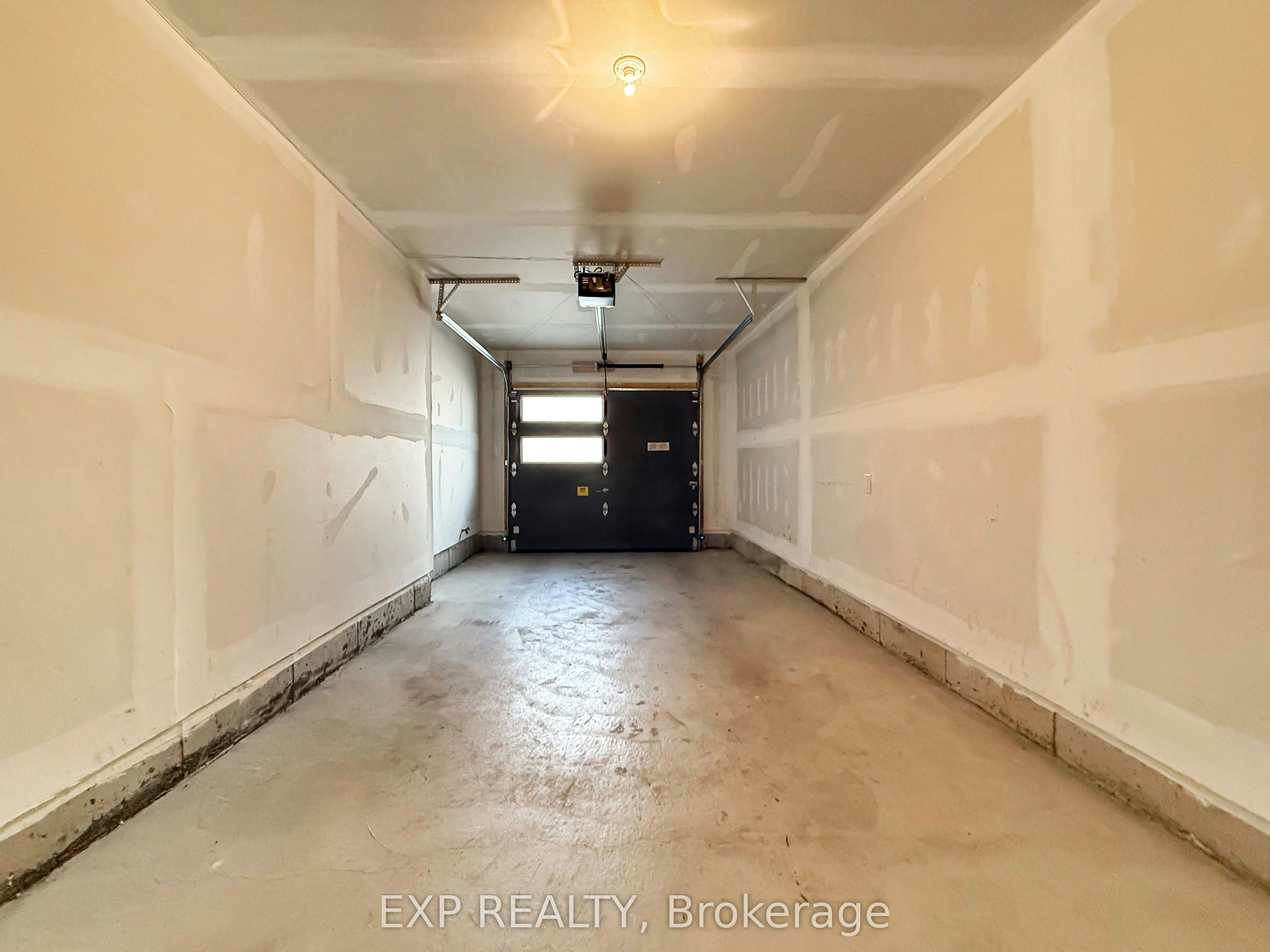 922 Isaac Phillips Way, Newmarket, ON, L3X 2Y8 - 48