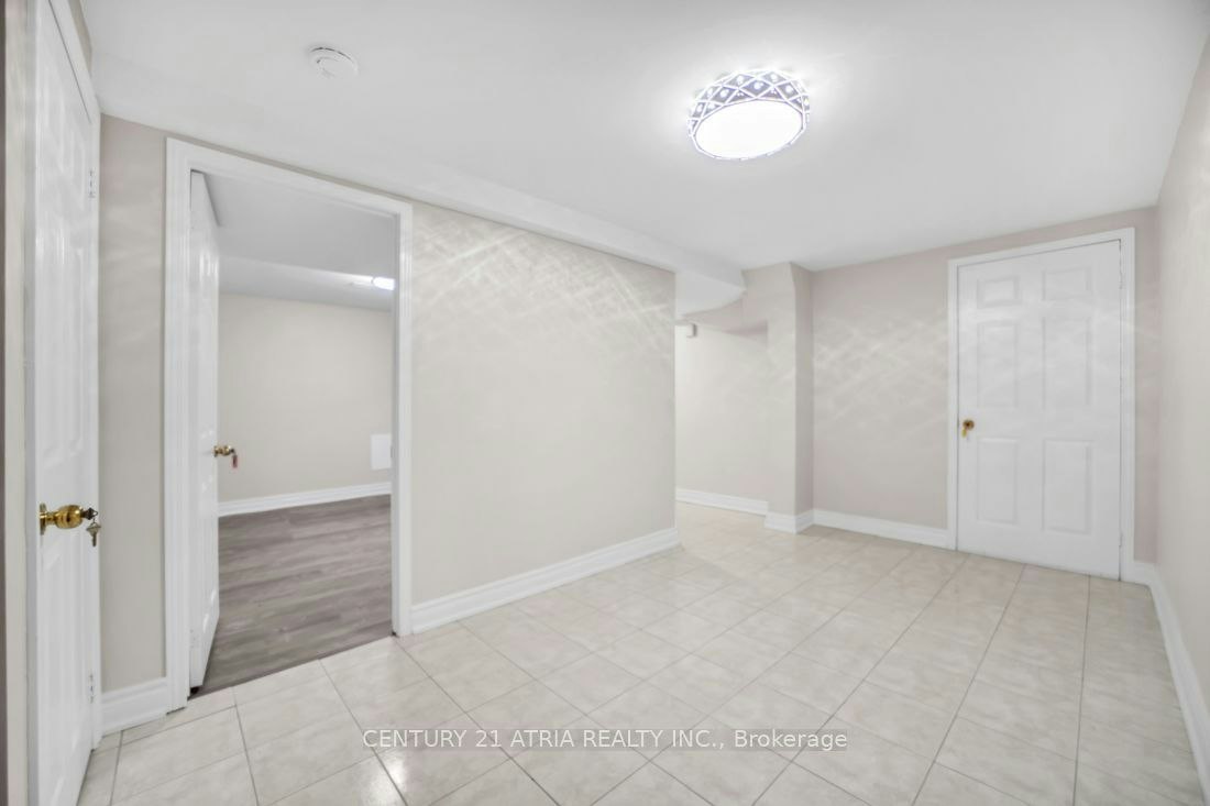 Basement-38 Pickett Crescent, Richmond Hill, ON, L4C 9L3 - 6