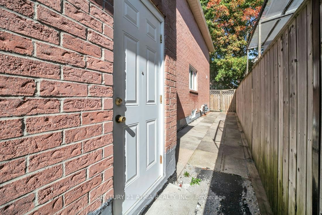 Basement-38 Pickett Crescent, Richmond Hill, ON, L4C 9L3 - 2