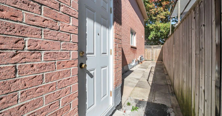 Basement-38 Pickett Crescent, Richmond Hill, ON, L4C 9L3 - 2