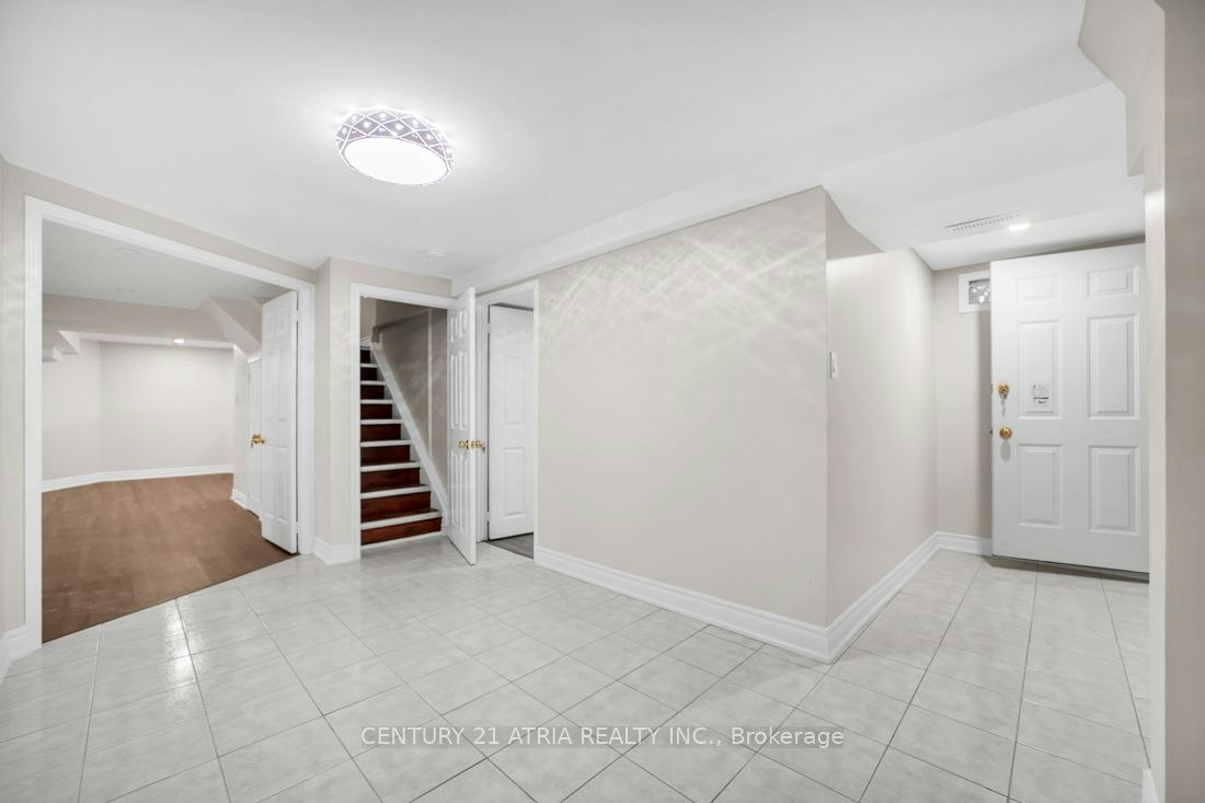 Basement-38 Pickett Crescent, Richmond Hill, ON, L4C 9L3 - 5