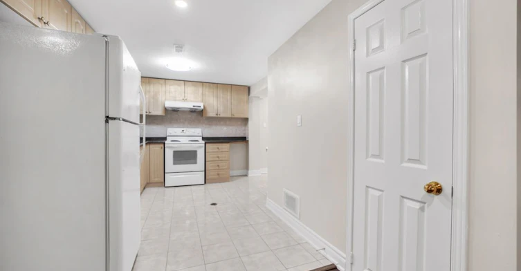 Basement-38 Pickett Crescent, Richmond Hill, ON, L4C 9L3 - 10