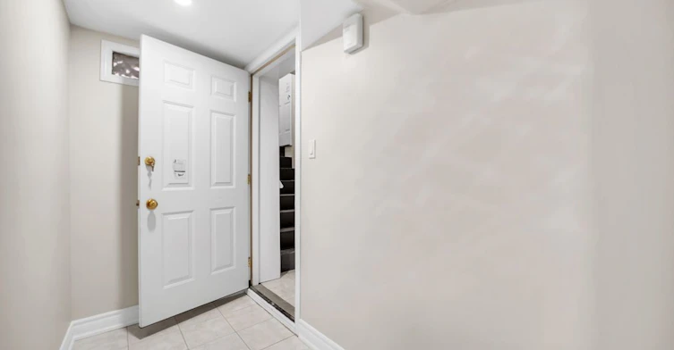 Basement-38 Pickett Crescent, Richmond Hill, ON, L4C 9L3 - 4