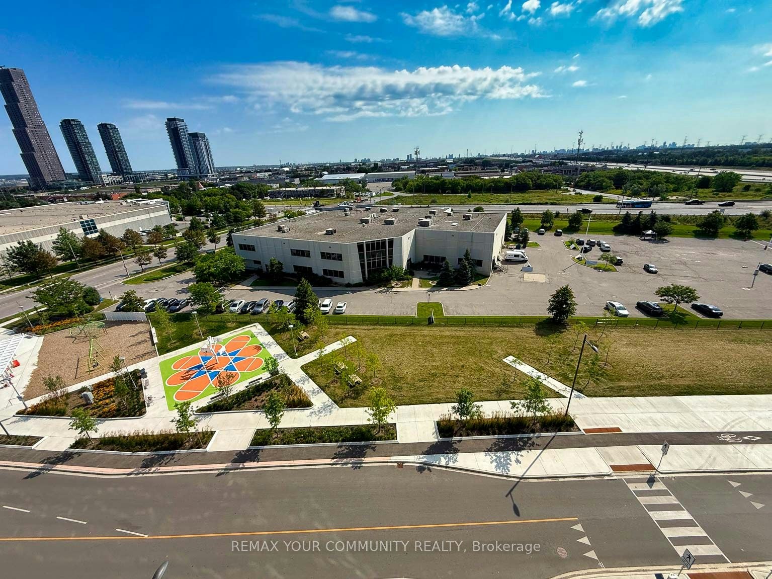 917-60 Honeycrisp Crescent, Vaughan, ON, L4K 0N5 - 33